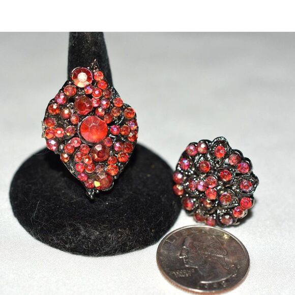 2 Gothic Victorian Red Rhinestone Black Metal Size 8-10 Adj. Glam Party Rings - Picture 1 of 3